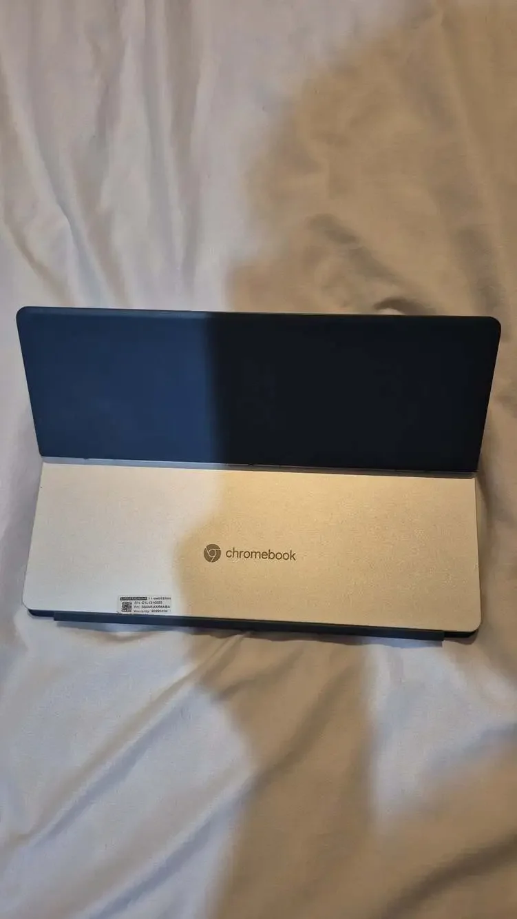 HP Chromebook x2 11-da0023dx, 11